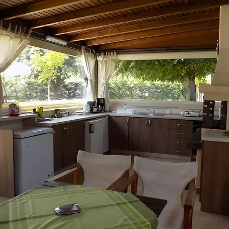 Апартаменты Alisachni