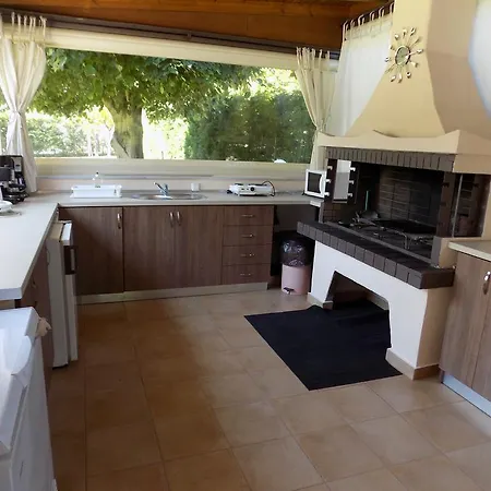 Alisachni Паралия Пантелеймона