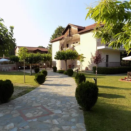 Apartment Alisachni *
