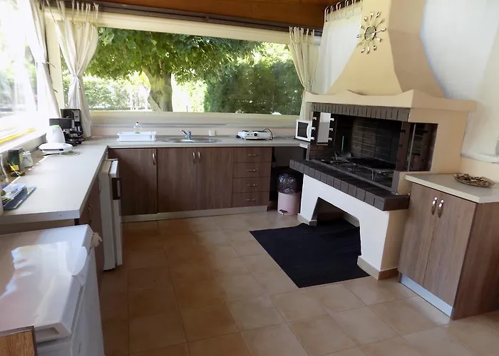 Alisachni Paralia Panteleimonos