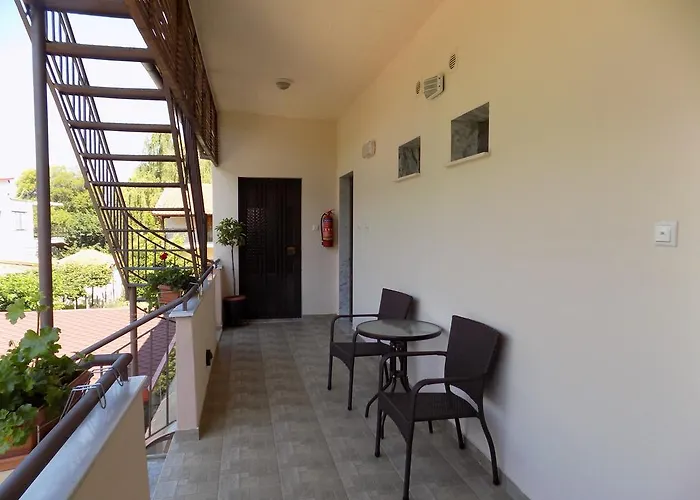 Apartamento Alisachni *