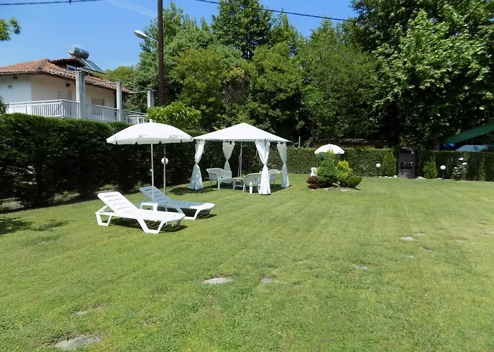 Alisachni Apartament *